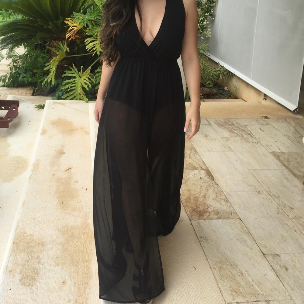 LARGE BLACK SUMMER DRESS